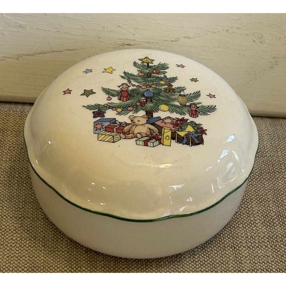 Vintage Nikko Christmas Tree Round Lidded Trinket Candy Dish Bowl